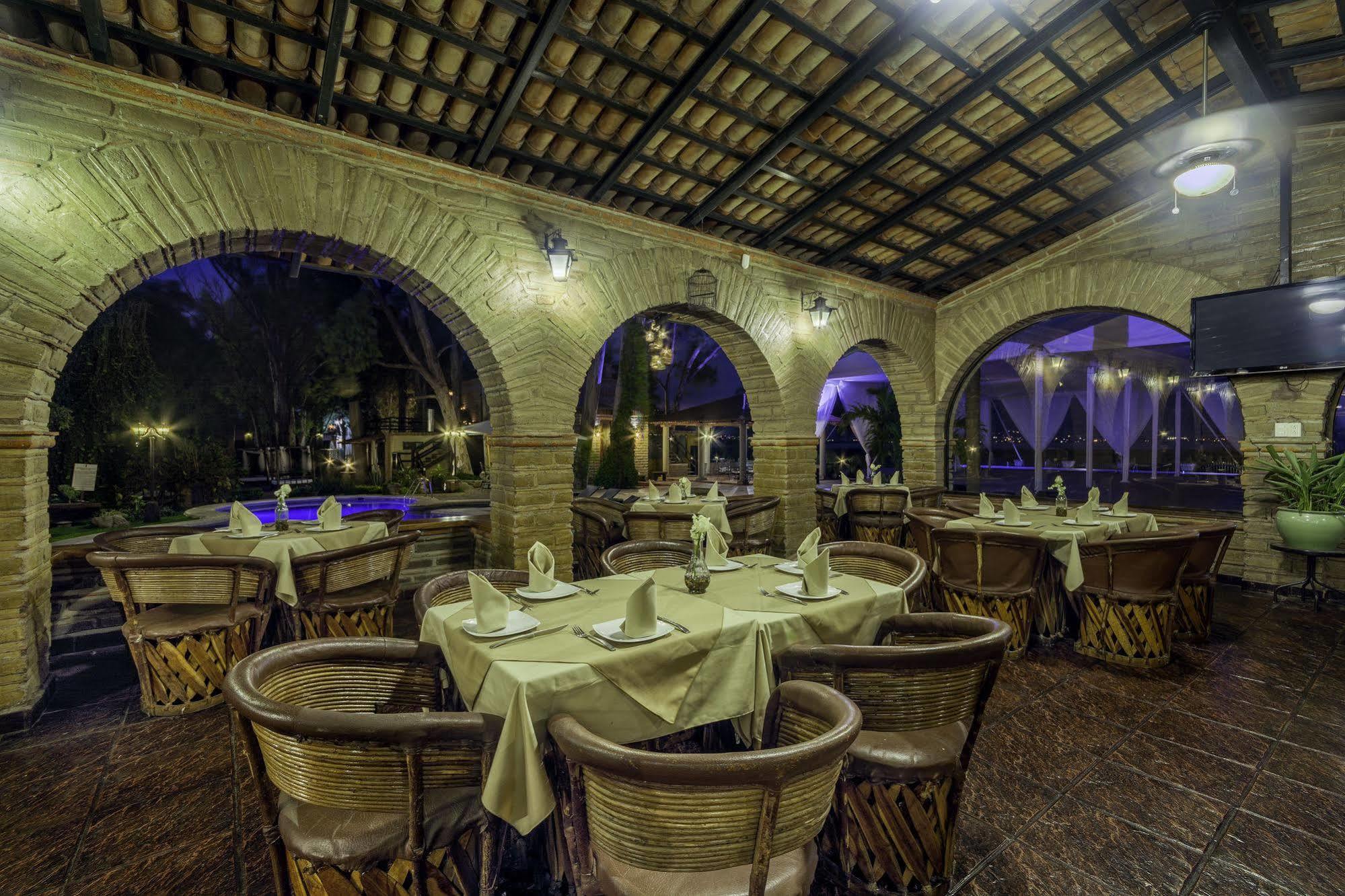 Quinta San Carlos San Pedro Tesistan ภายนอก รูปภาพ